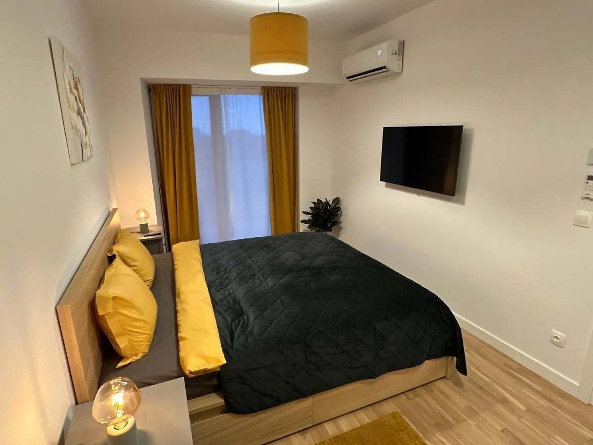 Art Apartment Bucureşti